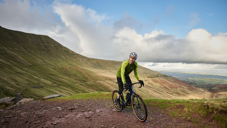 e-bike-riding-in-uk